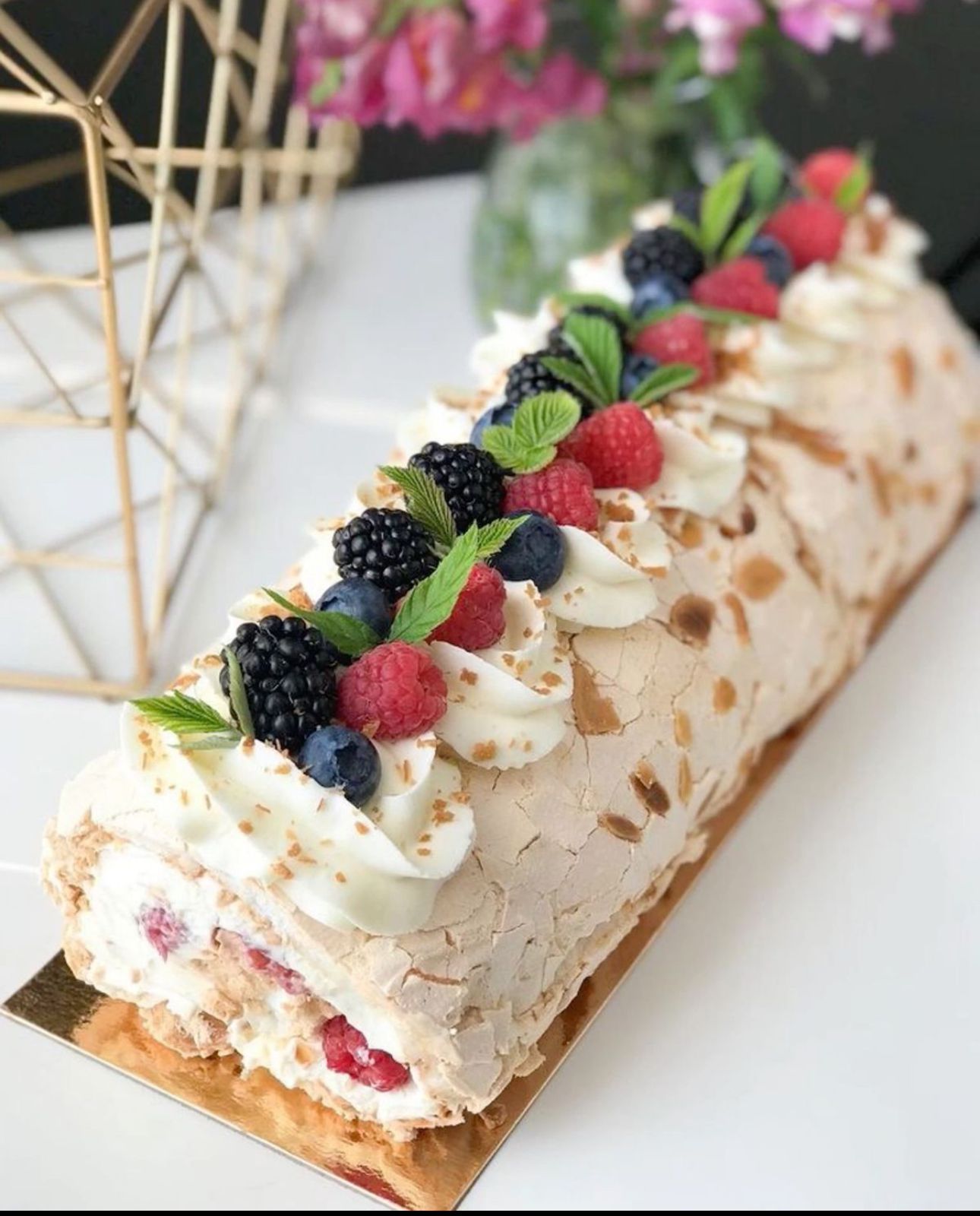 Meringue roll for Sukkot