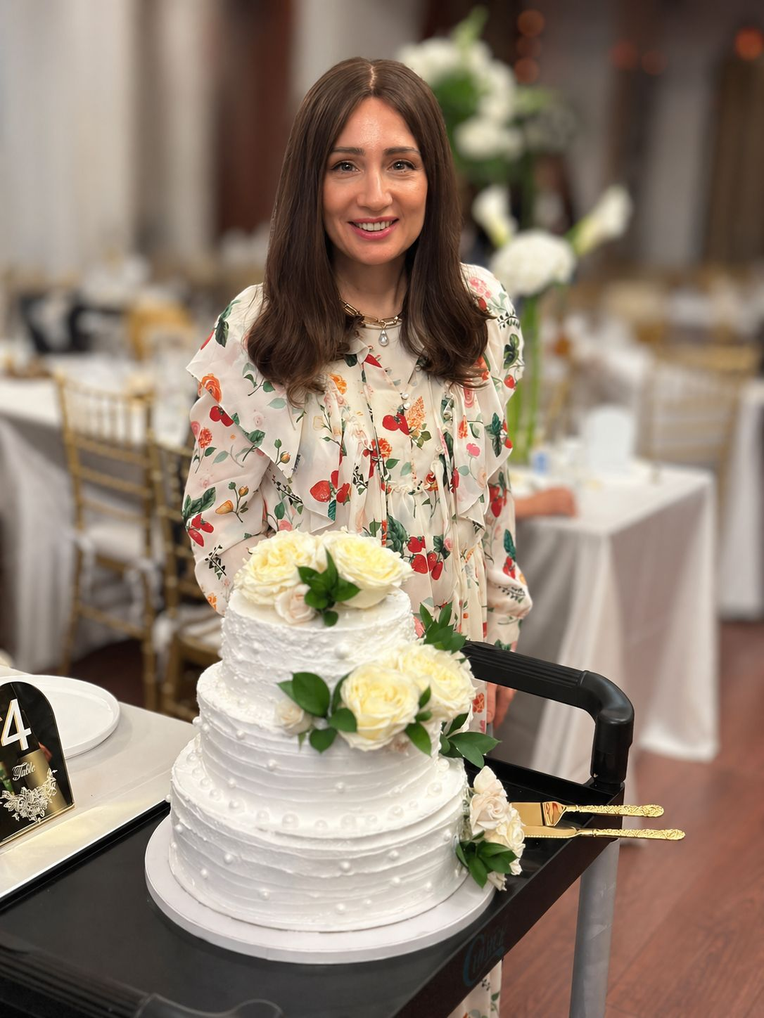 Rivka Shtern with a celebration cake